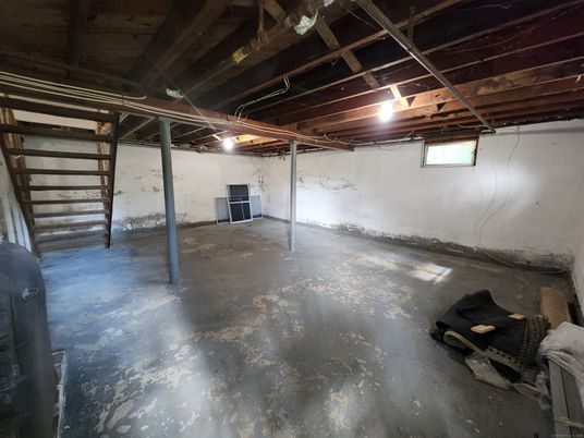 Interior, Wooden Beams
