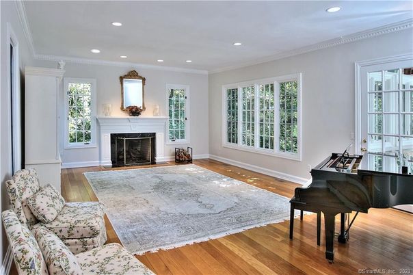 Fireplace, Interior, Piano, Recessed Lighting, Wood Texture Flooring