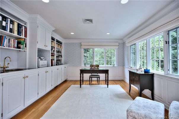 Home Office, Interior, Recessed Lighting, Wood Texture Flooring