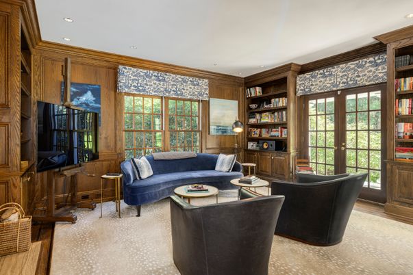 Interior, Living room, Recessed Lighting, Wooden Walls
