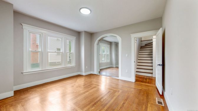 Empty room, Interior, Recessed Lighting, Wood Texture Flooring