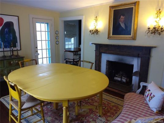 Dining room, Fireplace, Interior