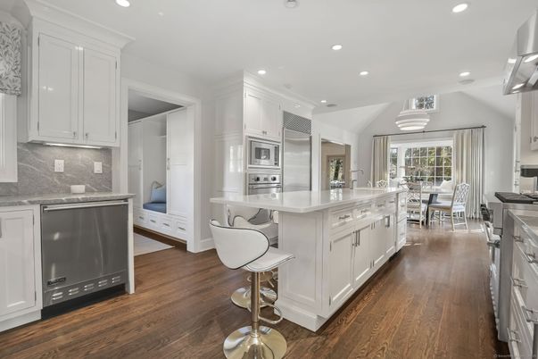 Dining room, Interior, Kitchen, Recessed Lighting, Stainless Steel Appliances, Wood Texture Flooring