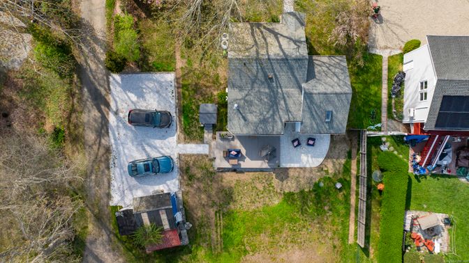 Exterior, Drone