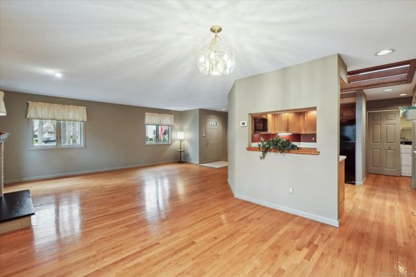 Chandelier, Empty room, Interior, Recessed Lighting, Wood Texture Flooring