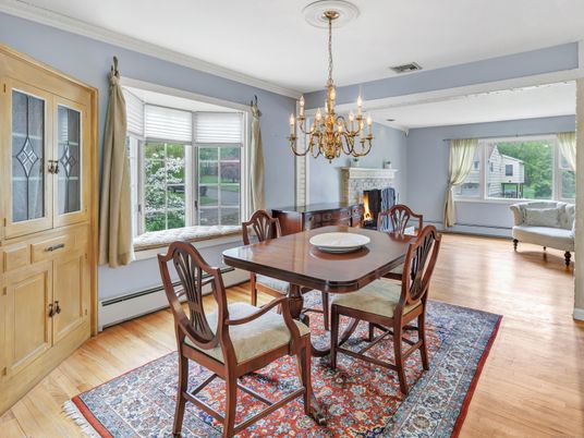 Chandelier, Dining room, Fireplace, Interior, Wood Texture Flooring