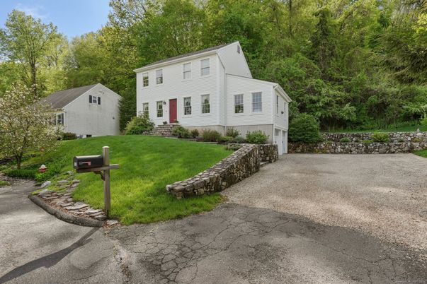 Attached, Backyard, Exterior, Facade, Georgian
