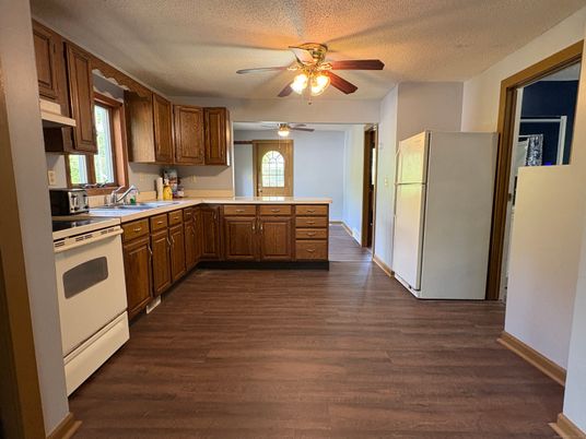 Interior, Kitchen, Wood Texture Flooring