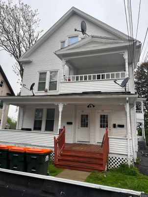 Exterior, Facade, Queen Anne Victorian