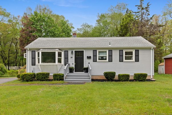 Backyard, Exterior, Facade, Cape Cod