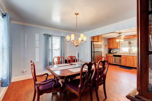 Chandelier, Dining room, Interior, Kitchen, Wood Texture Flooring