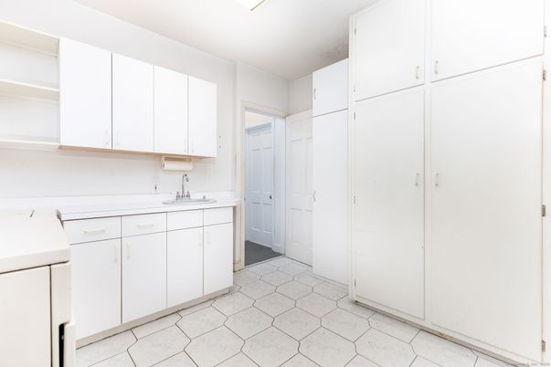 Interior, Kitchen, Washer