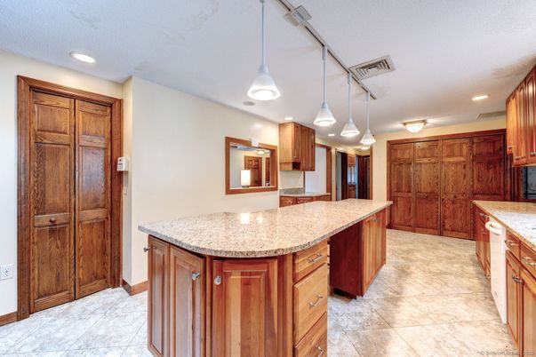 Interior, Kitchen, Pendant Lights, Recessed Lighting