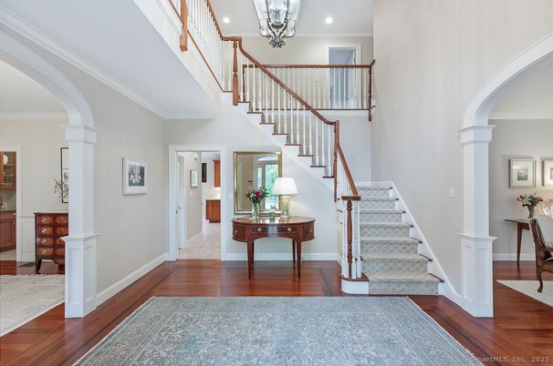 Interior, Pendant Lights, Recessed Lighting, Wood Texture Flooring