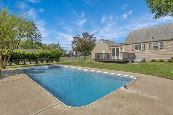 Backyard, Exterior, Pool