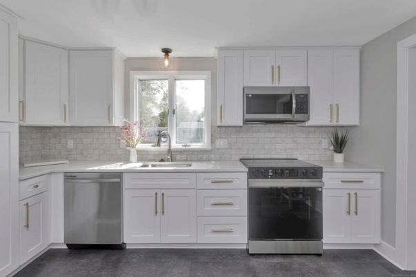 Interior, Kitchen, Stainless Steel Appliances