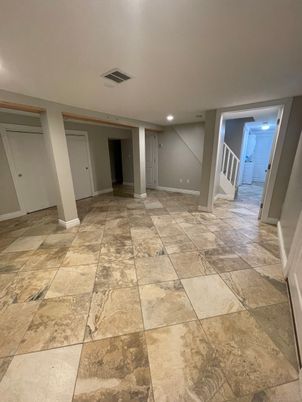Empty room, Interior, Recessed Lighting