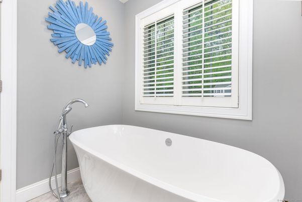Bathroom, Free Standing Baths, Interior