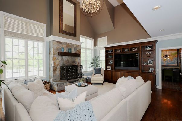 Chandelier, Fireplace, Interior, Living room, Recessed Lighting, Wood Texture Flooring
