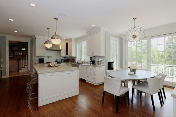 Dining room, Interior, Kitchen, Pendant Lights, Recessed Lighting, Wood Texture Flooring