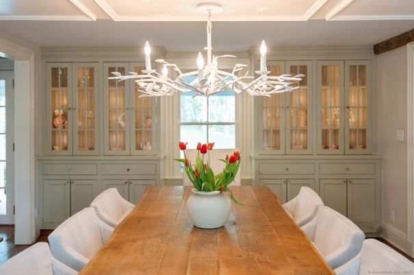 Chandelier, Dining room, Interior