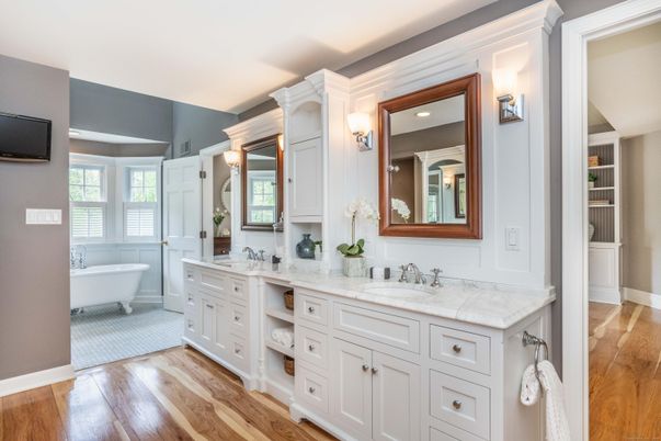 Bathroom, Dual Sink Vanities, Free Standing Baths, Interior, Recessed Lighting, Wood Texture Flooring