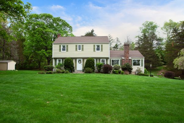 Backyard, Exterior, Facade, Brick Facade, Split Level