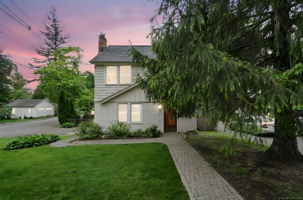 Backyard, Detached Garage, Exterior