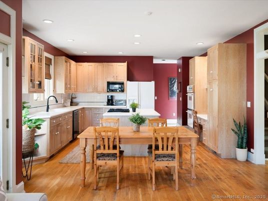Dining room, Interior, Kitchen, Recessed Lighting, Stainless Steel Appliances, Wood Texture Flooring