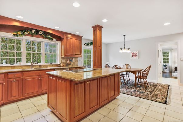 Dining room, Interior, Kitchen, Pendant Lights, Recessed Lighting