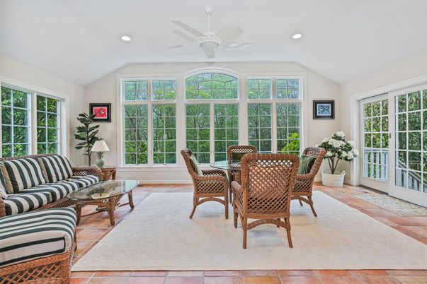 Dining room, Interior, Recessed Lighting