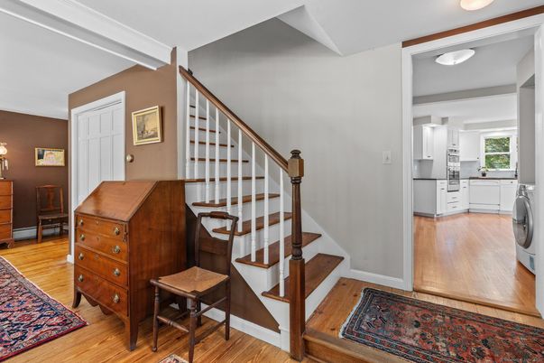 Interior, Washer, Wood Texture Flooring