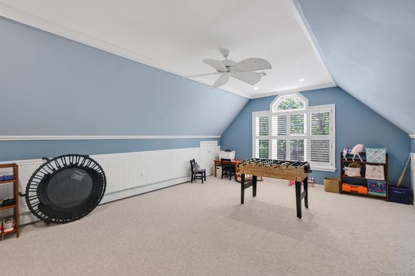 Game Room, Interior, Recessed Lighting