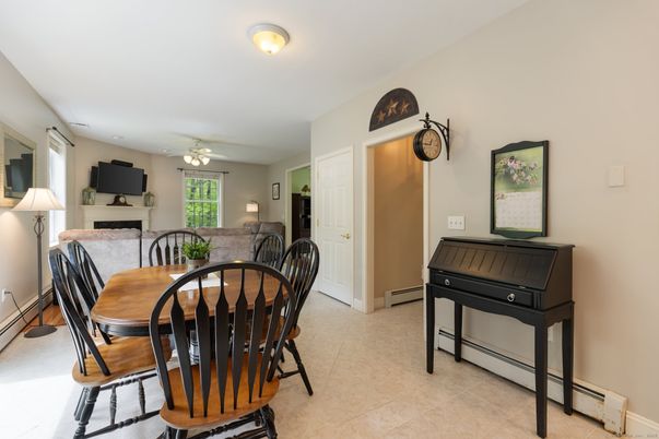 Dining room, Interior