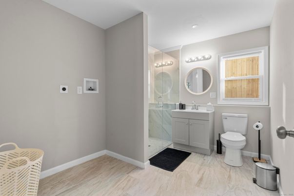 Bathroom, Interior, Marble, Recessed Lighting