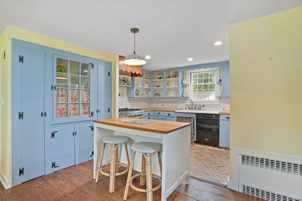 Interior, Kitchen, Pendant Lights, Recessed Lighting, Wood Texture Flooring