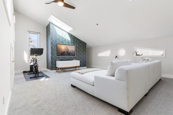 Fitness Equipment, Interior, Living room
