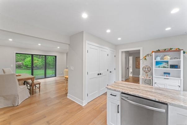 Dining room, Interior, Kitchen, Recessed Lighting, Wood Texture Flooring