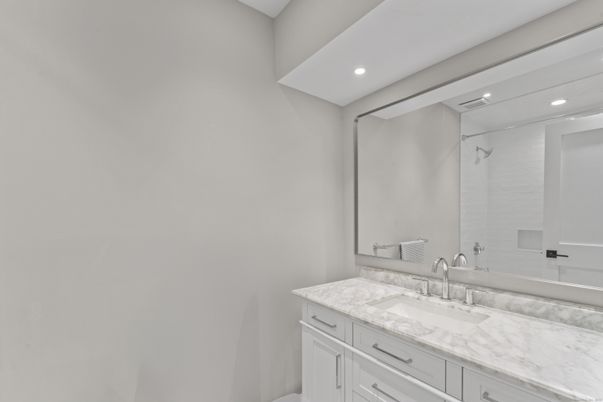 Bathroom, Interior, Recessed Lighting