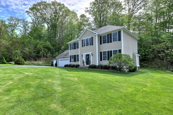 Attached, Backyard, Exterior, Facade, Georgian