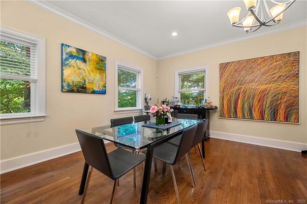 Chandelier, Dining room, Interior, Recessed Lighting, Wood Texture Flooring
