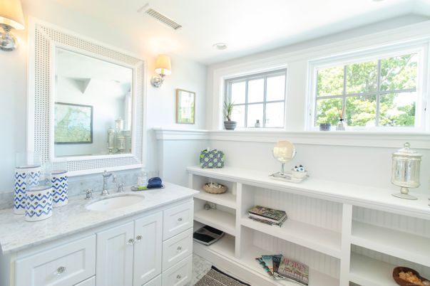 Bathroom, Interior, Recessed Lighting