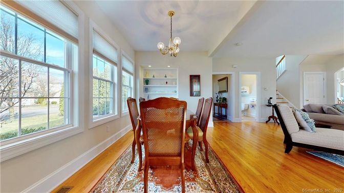 Chandelier, Dining room, Interior, Recessed Lighting, Wood Texture Flooring