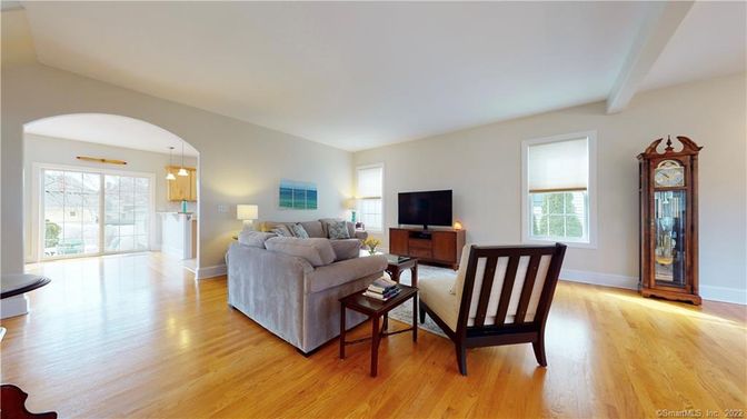 Interior, Living room, Pendant Lights, Wood Texture Flooring