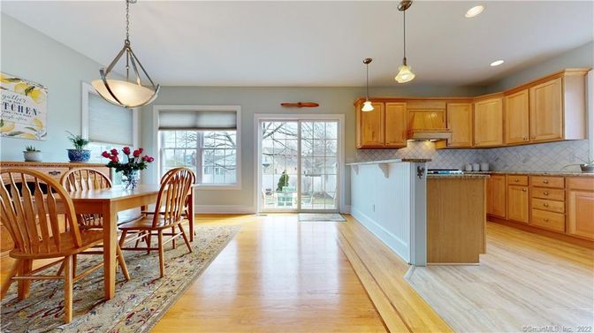 Dining room, Interior, Kitchen, Pendant Lights, Recessed Lighting, Wood Texture Flooring