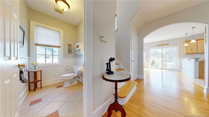 Bathroom, Interior, Pendant Lights, Wood Texture Flooring
