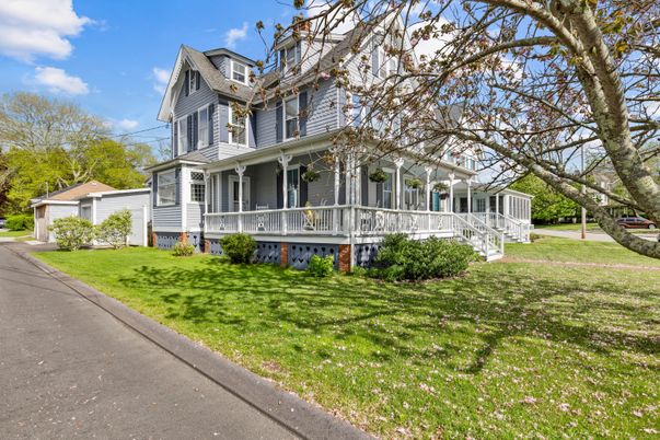 Backyard, Exterior, Facade, Queen Anne Victorian