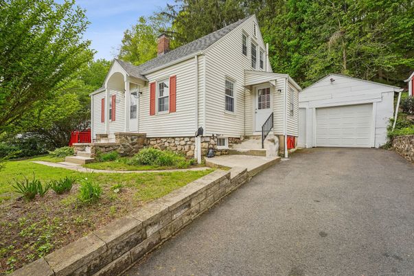 Detached Garage, Exterior