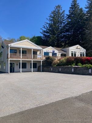 Exterior, Facade, None