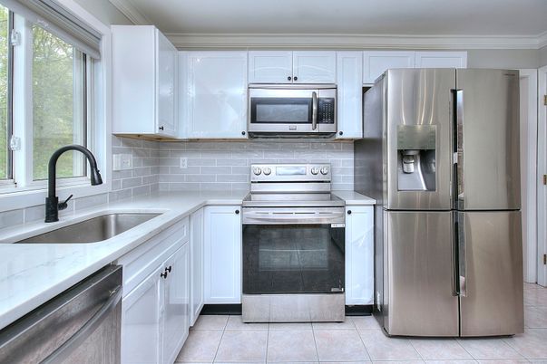 Interior, Kitchen, Stainless Steel Appliances